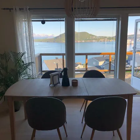 Apartamento Harstad. 2 Bedrooms *